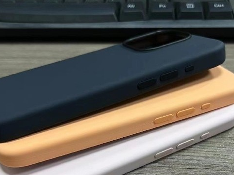 望牛墩镇苹果14维修站分享iPhone14手机壳能直接给iPhone15用吗?